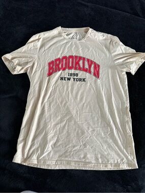 Source Unknown Cream T-Shirt with Red Brooklyn Print
